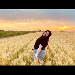 Meet your Posher, Caylin